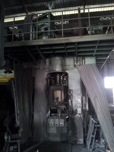 摩擦压力机 Friction Press